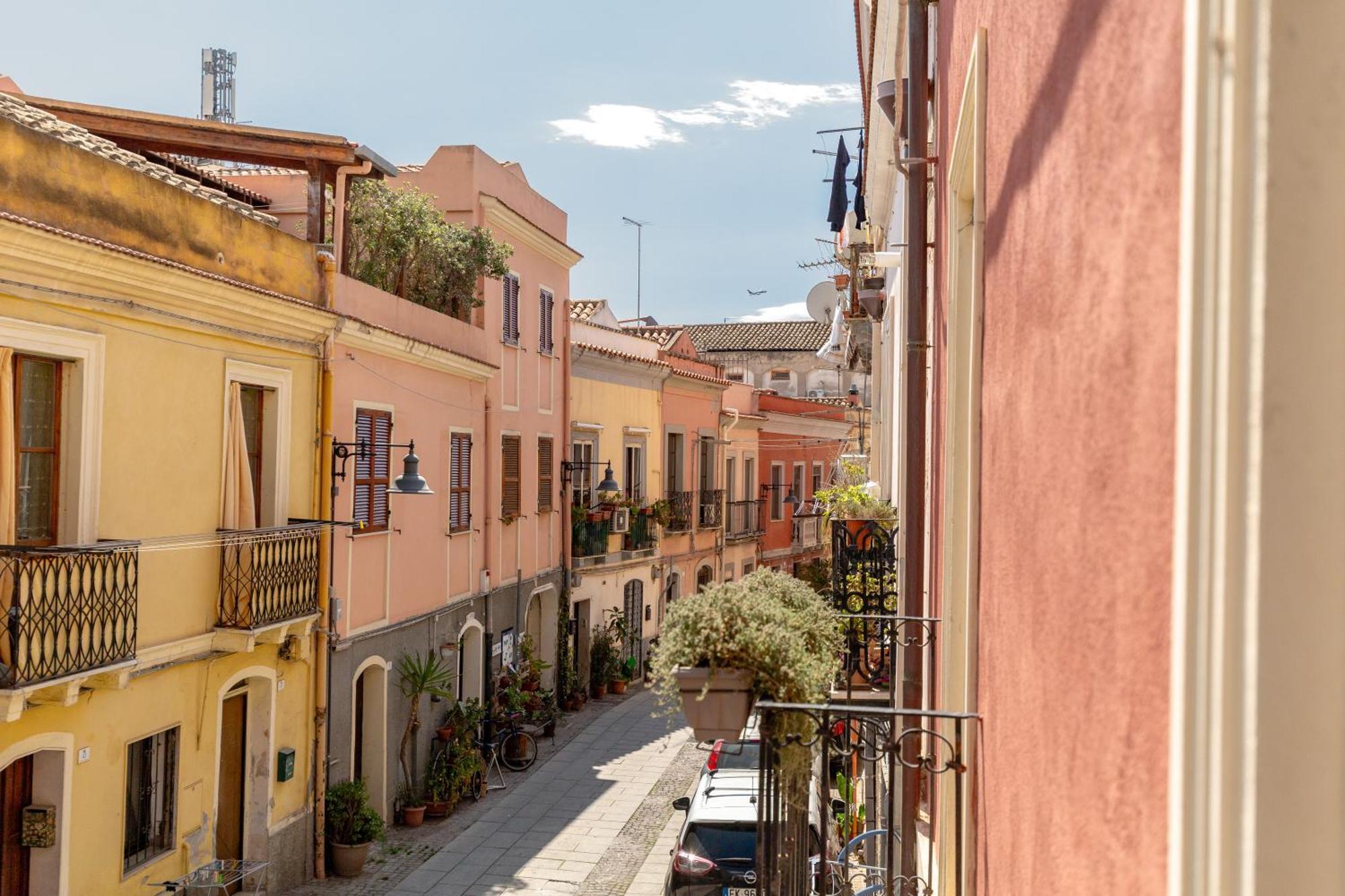 Domus De Silva - Appartamento In Centro Storico A Cagliari Buitenkant foto