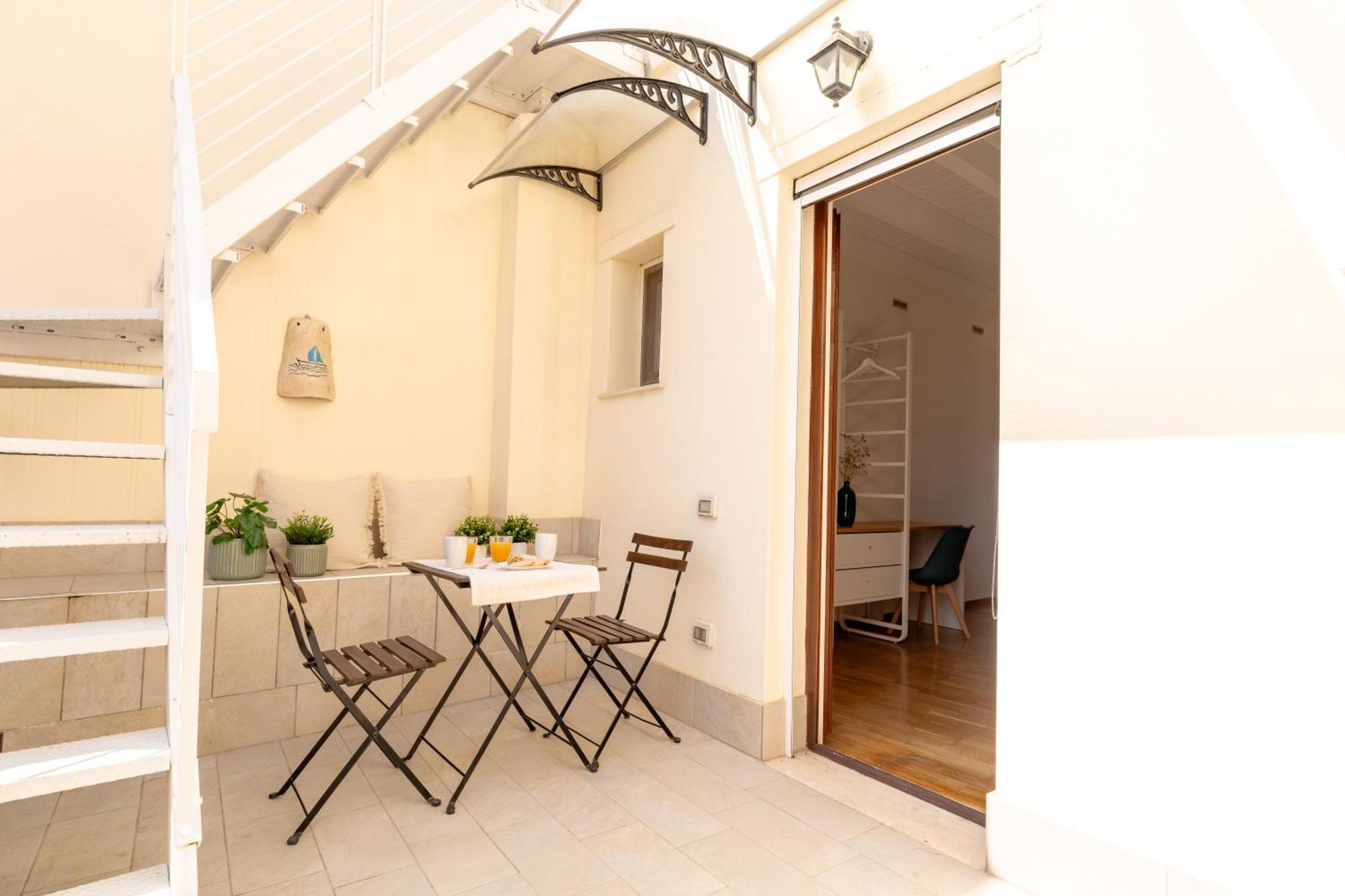 Domus De Silva - Appartamento In Centro Storico A Cagliari Buitenkant foto